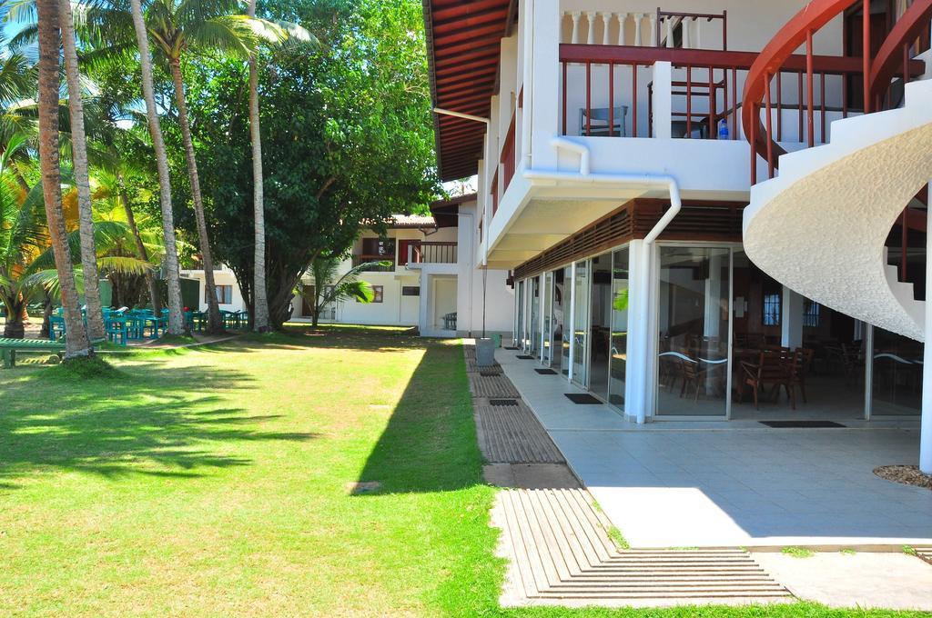 Ypsylon Tourist Resort Beruwala Buitenkant foto