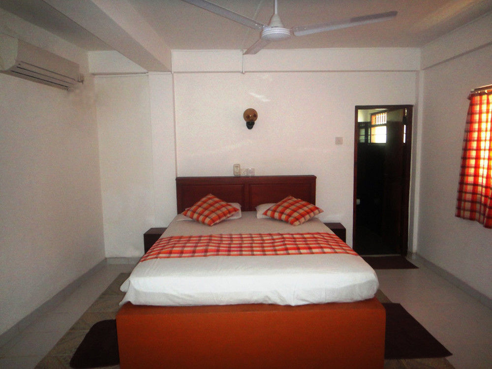 Ypsylon Tourist Resort Beruwala Buitenkant foto