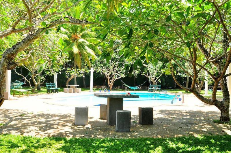 Ypsylon Tourist Resort Beruwala Buitenkant foto