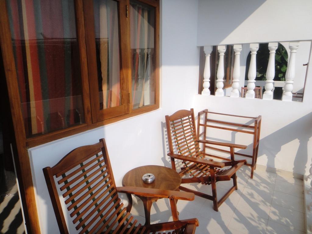 Ypsylon Tourist Resort Beruwala Buitenkant foto